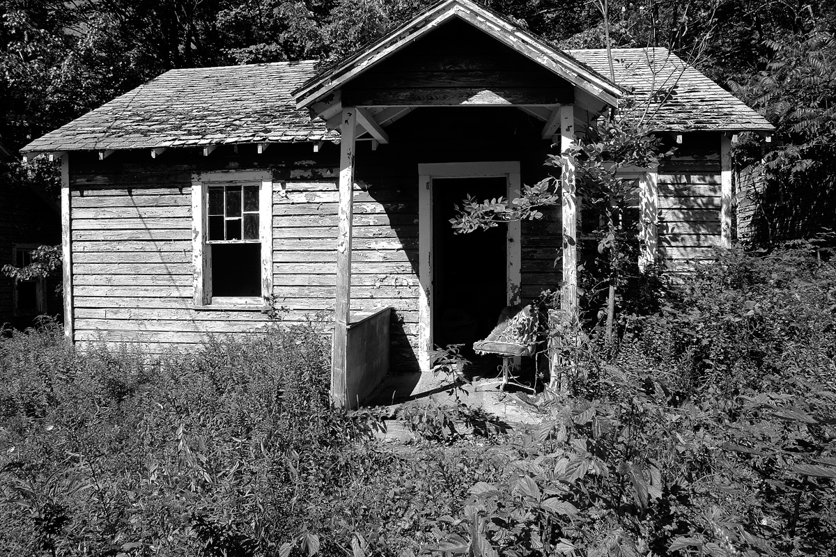 Tamarack Lodge Bungalows, (demolished), Greenfield Park, NY